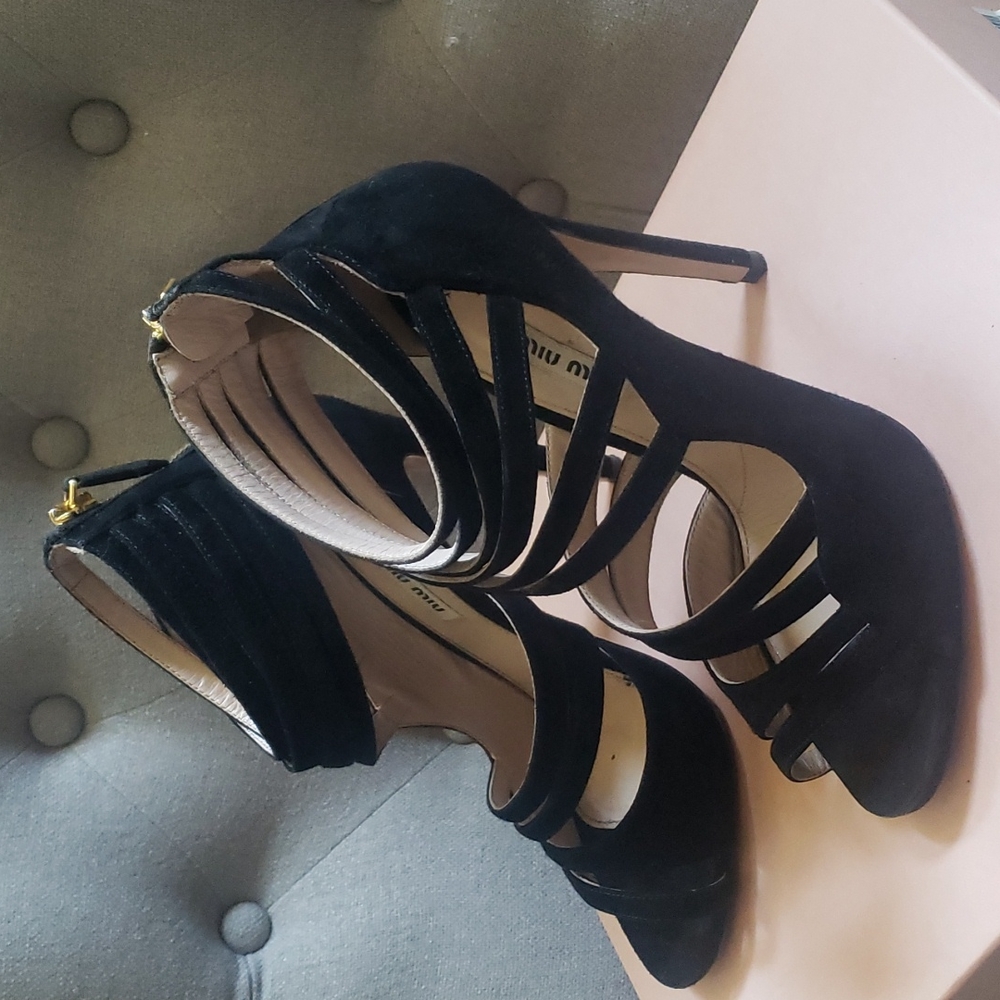 Miu Miu - Picture 6 of 7